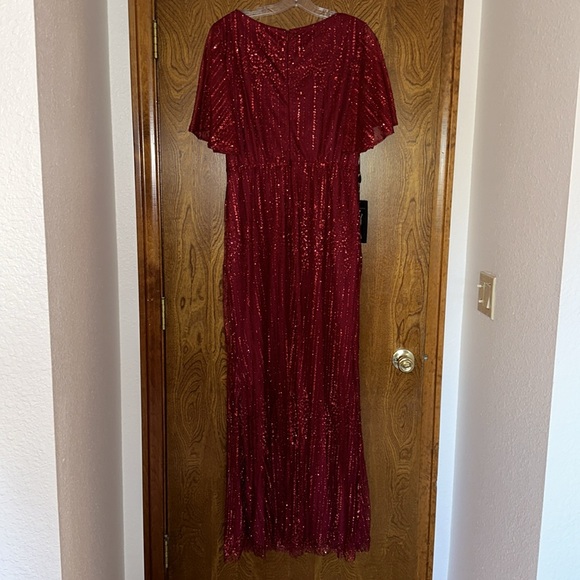 NWT Burgundy Deep V Neck Shiny Fishtail Evening Dress with Flutter Sleeves - Picture 5 of 13